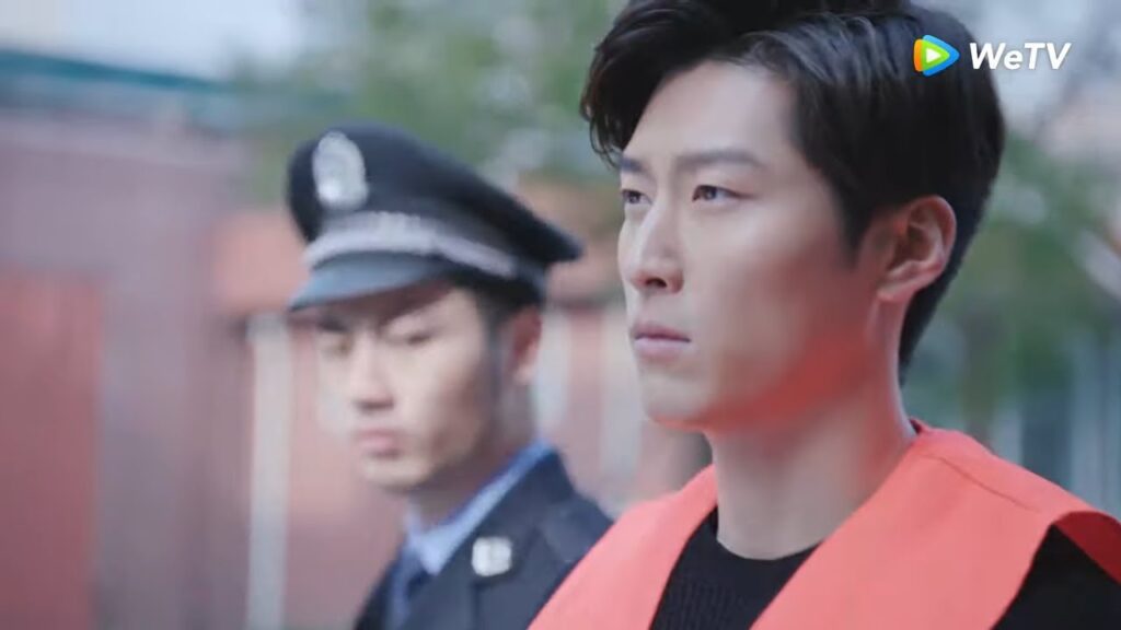 في اليوم الأول له في السجن يتسبب في المتاعب لنفسه مقطع من الحلقة 21 "دموع في الجنة" | WeTV