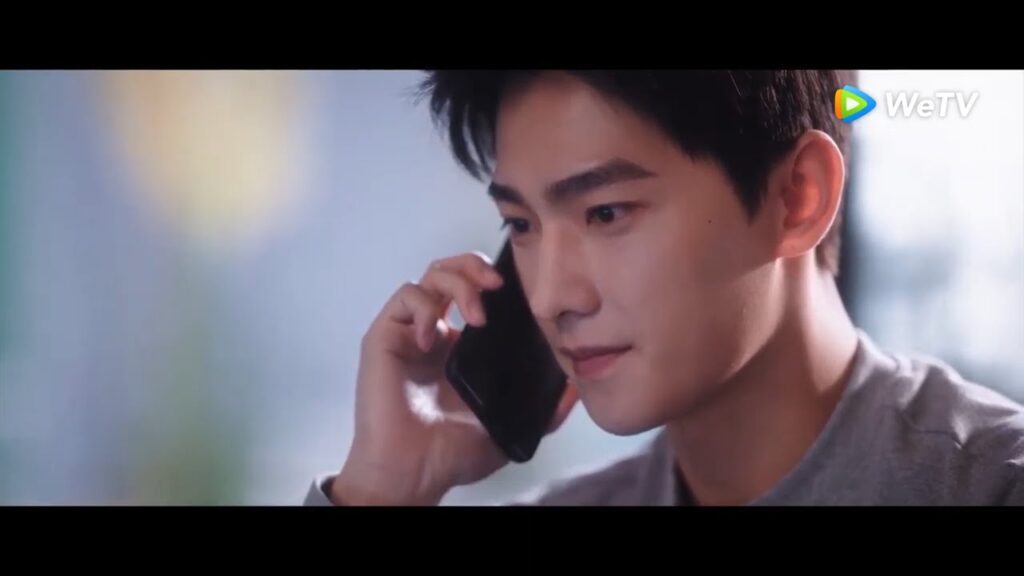 يهتم بمنزلها أثناء غيابها ،اهتمامه بها دافئ للغاية مقطع من الحلقة 8 "أنت مجدي" | WeTV