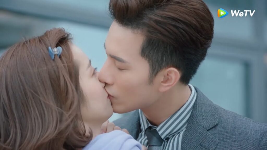 فانغ لنغ: أنتِ حبيبتي، وتستطيعين النظر إلىّ فحسب! مقطع من الحلقة 9 "حبيبتي فضائية" | WeTV