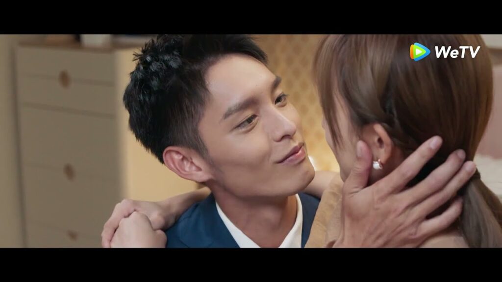 والدة نيان تشو ترى الثنائي في موقف محرج ملخص الحلقة 13 "الحب الغامض" | WeTV