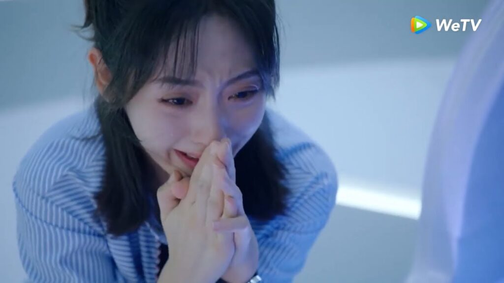 قو تشوان يؤلمه قلبه وشياو نينج تبكي عليه مقطع من الحلقة 33 "السيدة الغرابة والسيد السحلية" | WeTV