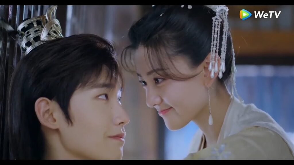 تحاول إغراؤه لترى ما إذا كان سيقاوم أم لا مقطع من الحلقة 6 "الحب الأبدي" | WeTV