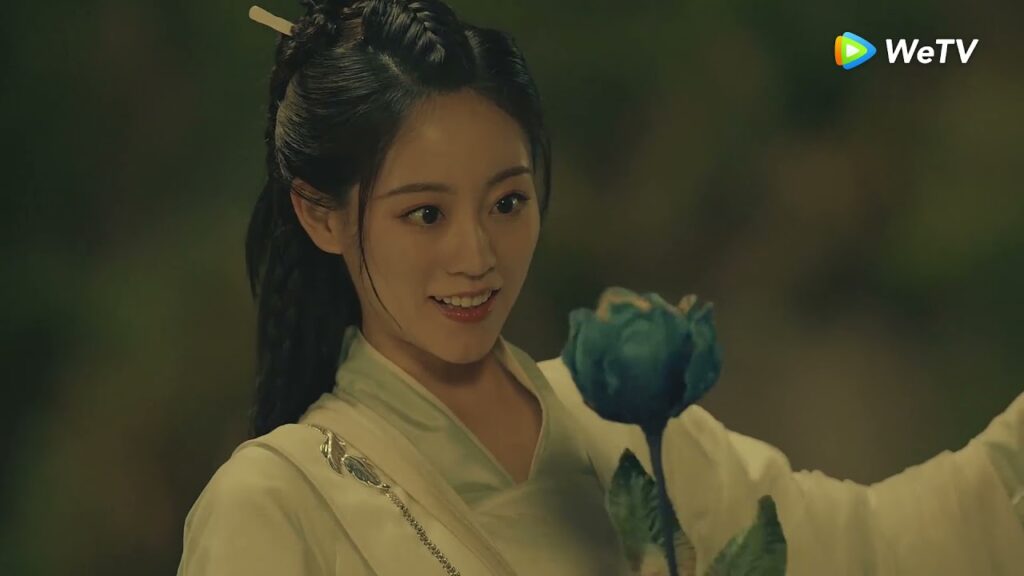 ظنت أن أوراق الشجر هي التي أنقذتها لكنه كان الملك مقطع من الحلقة 31 "الالتقاء بتنين" | WeTV