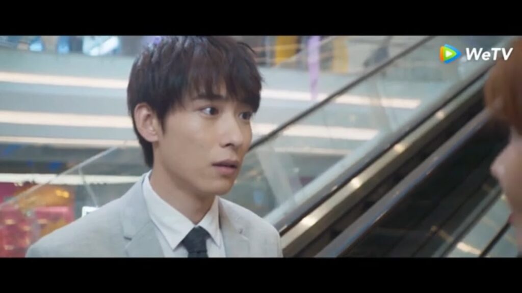 فتيات هذه الأيام تبادر هي بالتعرف على الشباب مقطع من الحلقة 4 "الحب الغامض" | WeTV