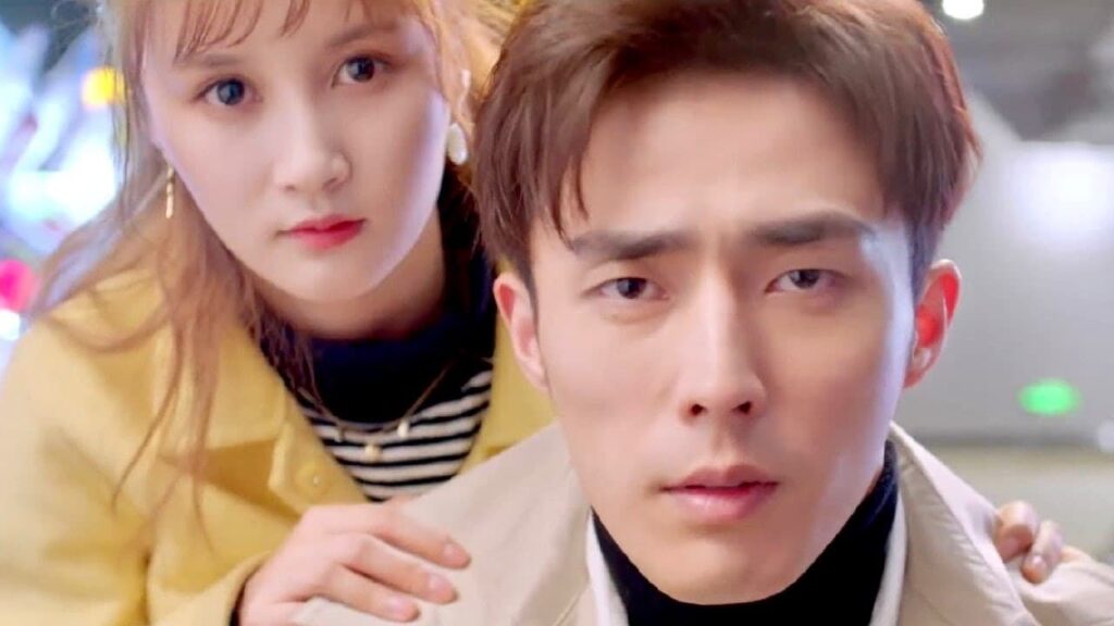 يحاول ان يثير اعجاب زوجته بمهارته لكنه يفشل امامها😂💔 (هي التي احبها ) يحاول ان يثير اعجاب زوجته بمهارته لكنه يفشل امامها😂💔 (هي التي احبها )