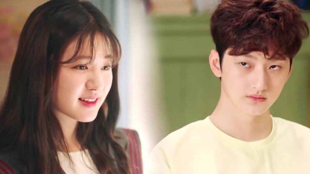 تستغل خوفه من الصراصير و تحرمه من النوم  😂💔😂 (ارجوك اطمئن يا سيد لينغ )