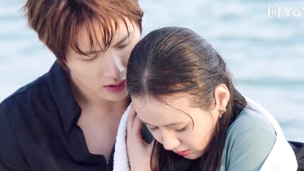 اعلان 11 , لا يتـردد أبداً و يسرع في انقاذها 😍😍❤️ ( الجمال القبيح )