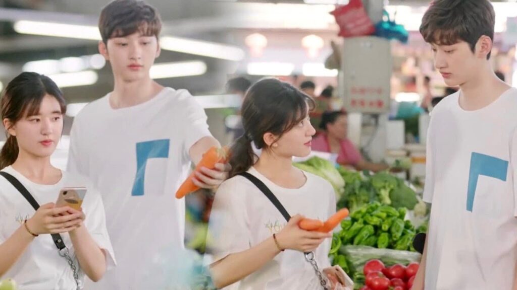 تأخذه معها الى السوق لتعلمه كيف يختار الخضار  ❤️🥰 (ارجوك اطمئن يا سيد لينغ )