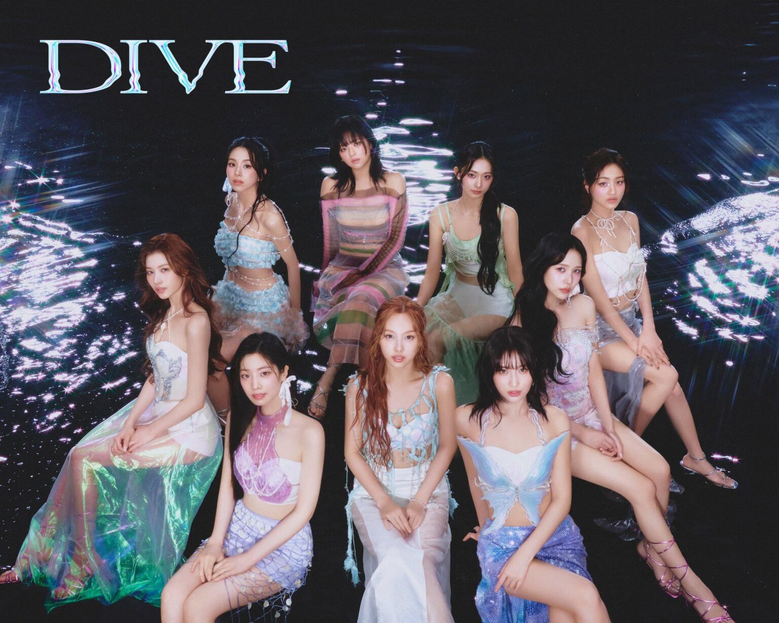 TWICE – ألبوم اليابان الخامس: DIVE (صورة تشويقية) TWICE - ألبوم اليابان الخامس: DIVE (صورة تشويقية)