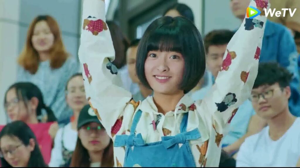 تشجع زميلها بكل حرارة مقطع من مسلسل حب جميل جدا ｜WeTV