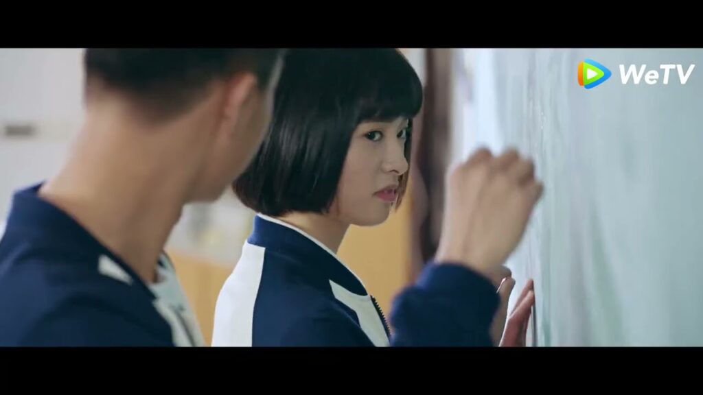 شياو شي في خطر ماذا سيفعل زميلها ؟ مقطع من مسلسل حب جميل جدا ｜WeTV