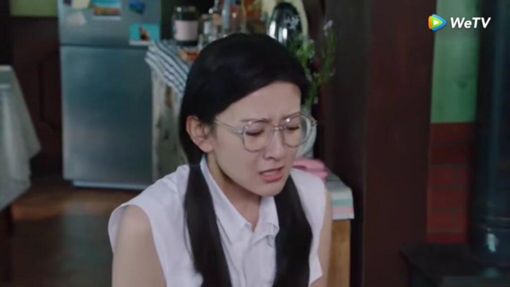 أمها تكتشف أنها حامل وتريد ضربها مقطع من الحلقة 5 مسلسل أنت قدري