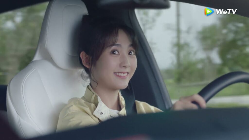 تريد أن تعرف نوع الفتيات التي يحبها المديرمقطع من الحلقة 4 مسلسل السيدة الغرابة والسيد السحلية ｜WeTV