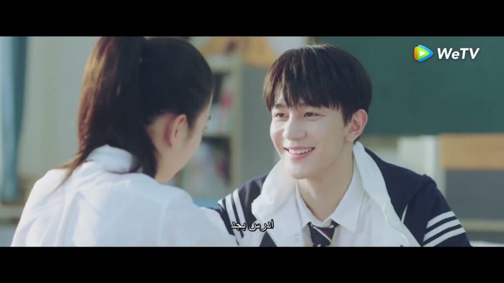 يتظاهر أنه صعب المنال ليجذبها نحوه مقطع من الحلقة 8 مسلسل أرجوك يا عريفة الفصل｜WeTV