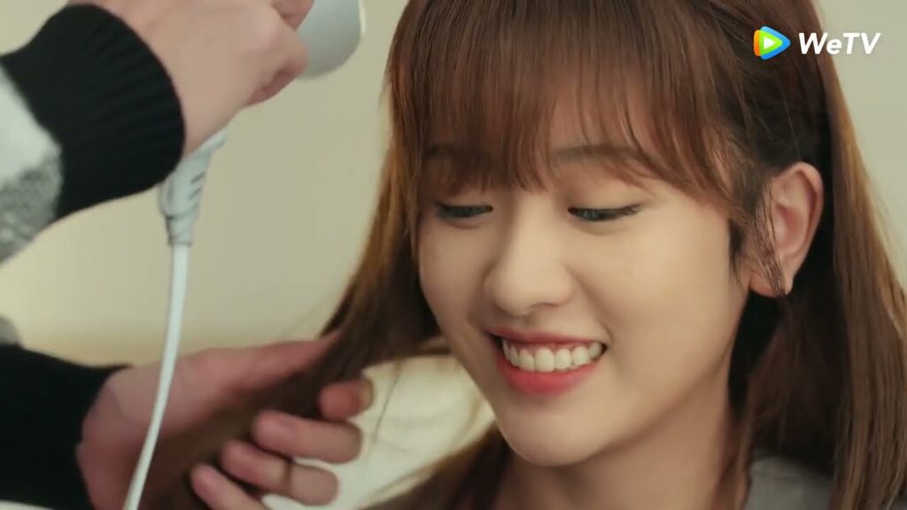 السيد جو يستخدم مهاراته في إسعادها مقطع من الحلقة 21 مسلسل مرحبا سيد جو ｜WeTV