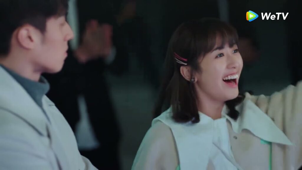 يعترف لها بحبه لكنها لا تسمعه من الضجيج ! مقطع من الحلقة 18 مسلسل مرحبا سيد جو |WeTV يعترف لها بحبه لكنها لا تسمعه من الضجيج ! مقطع من الحلقة 18 مسلسل مرحبا سيد جو |WeTV