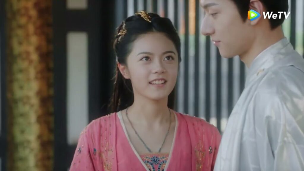 ترفع تنورتها أمامه مقطع من الحلقة 7 مسلسل الفتاة المباركة｜WeTV