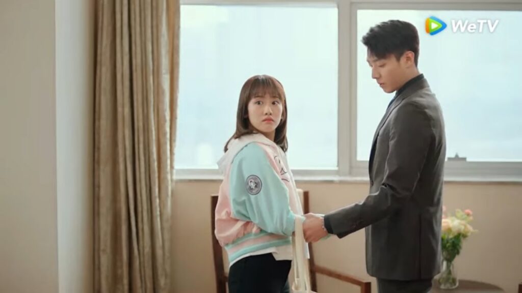 والدة المدير دبرت موعد غرامي لهم مقطع من الحلقة ٢ مسلسل مرحبا سيد جو｜WeTV