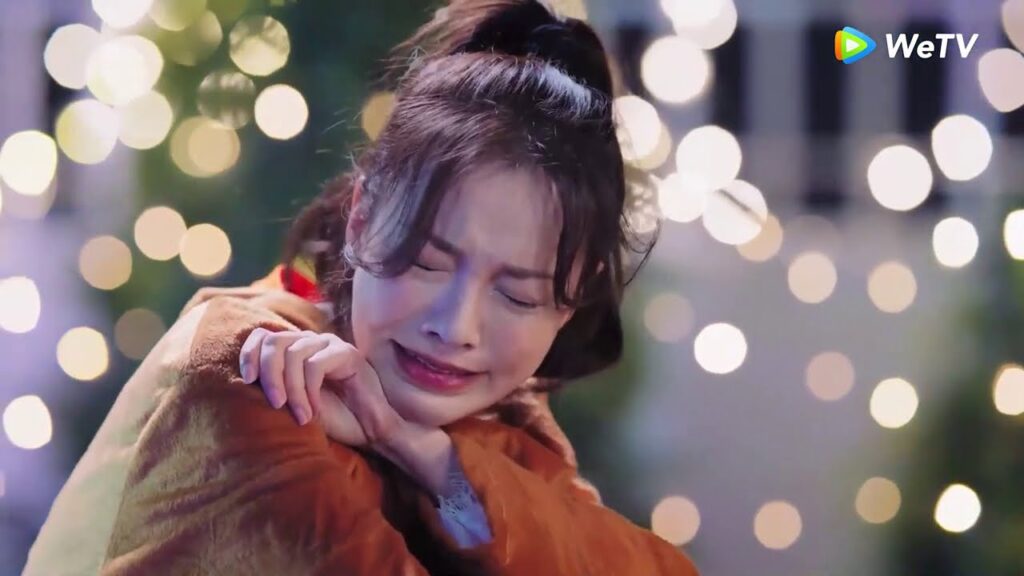 تشينغ تشينغ لم تدعه يرى ندباتها مقطع من الحلقة 21 مسلسل حظي الصغير ｜WeTV