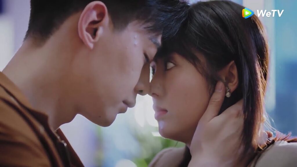 هل هذه هي الطريقة الصحيحة لقياس حرارته ؟ مقطع من الحلقة 18 مسلسل حظي الصغير