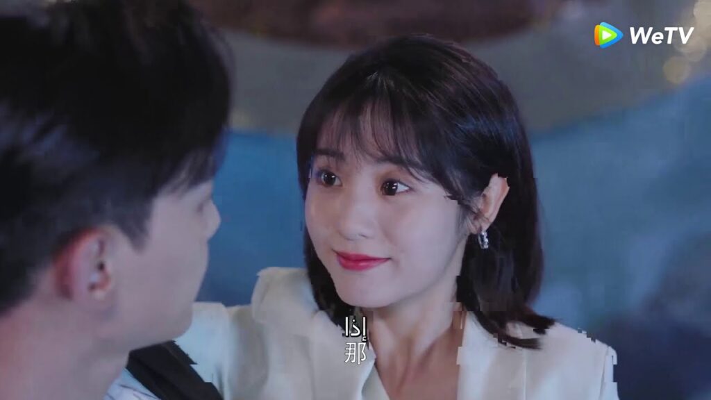 حبيبته تتألم لكنها يساعدها مقطع من الحلقة 16 مسلسل حظي الصغير ｜WeTV