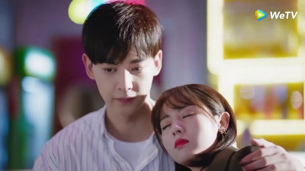 الطبيب ون دافيء جدًا مقطع من الحلقة 13 مسلسل حظي الصغير |WeTV الطبيب ون دافيء جدًا مقطع من الحلقة 13 مسلسل حظي الصغير |WeTV