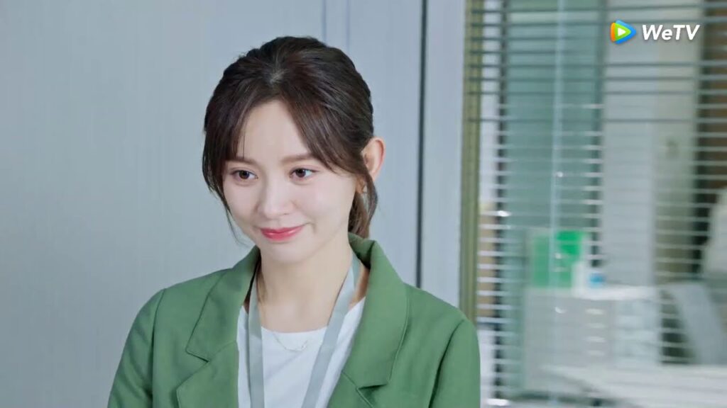 لا تتركي العمل و ابقي بجانبي للأبد مقطع من الحلقة 4 مسلسل الحب الموازي ｜WeTV