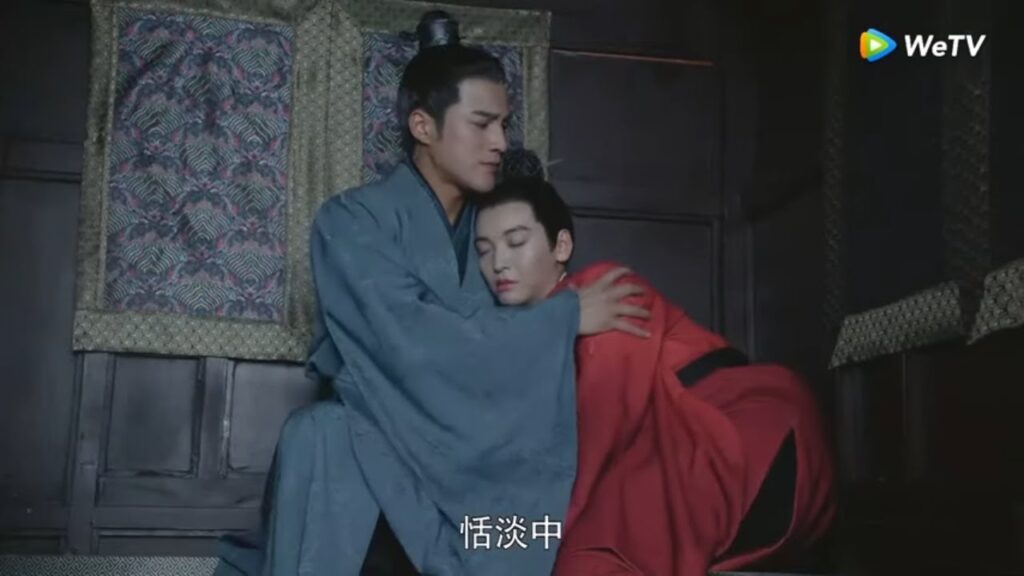 الأمير الخامس لا يعرف لماذا ينجذب لهذا الشاب مقطع من الحلقة 6 مسلسل الوريثة