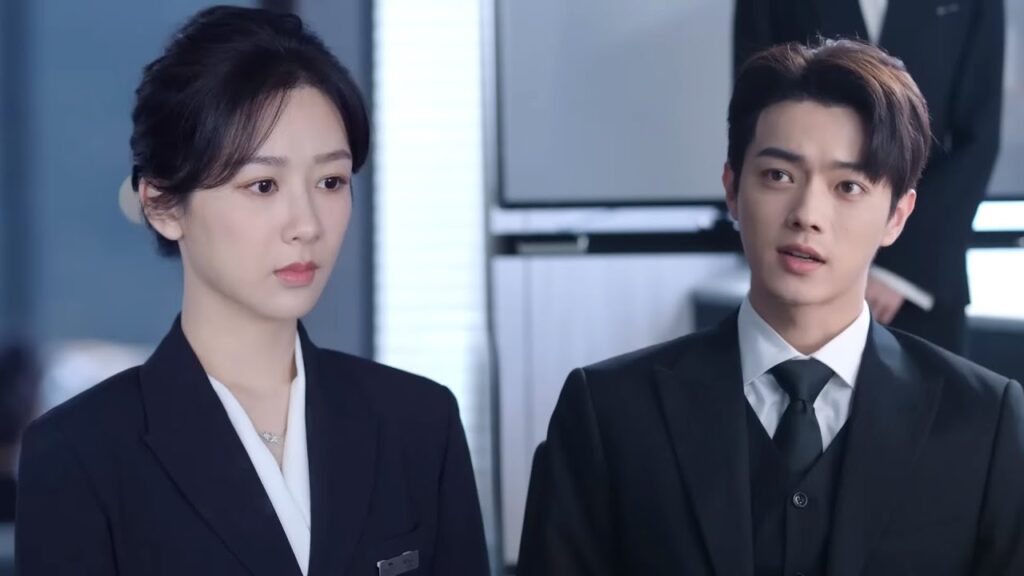 يحدث سوء فهم في أول لقاء لهما يدفعه لطردها فتظل تطارده لتستعيد وظيفتها😅مشهد من “حكاية مبهجة” يحدث سوء فهم في أول لقاء لهما يدفعه لطردها فتظل تطارده لتستعيد وظيفتها😅مشهد من "حكاية مبهجة"