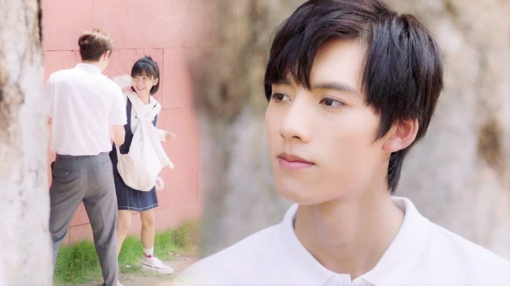 يغار عليها ويستخدم المرآة ليرى ماذا تفعل  😆😂😍 ( عزبــاء محترفــة ) مترجم