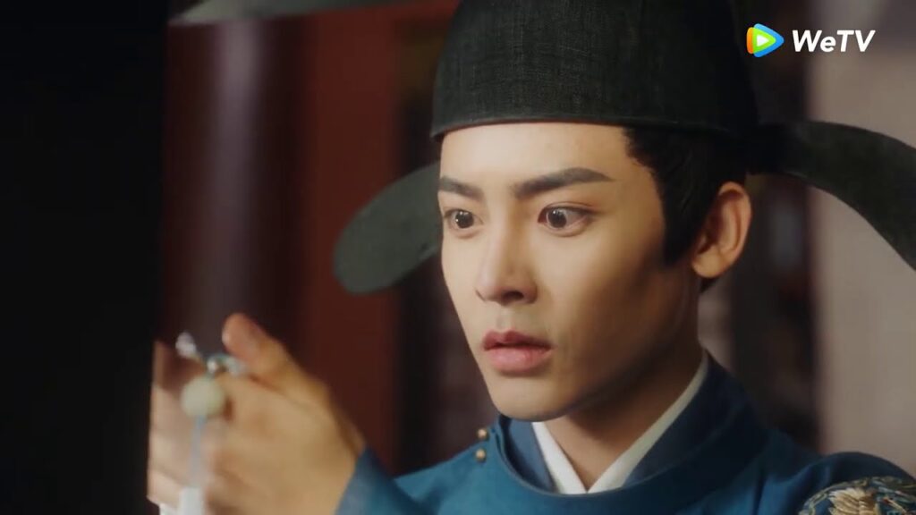 رونغ شيا اكتشف سبب موت الإمبراطورة ! مقطع من الحلقة 15 مسلسل امرأة مثلي