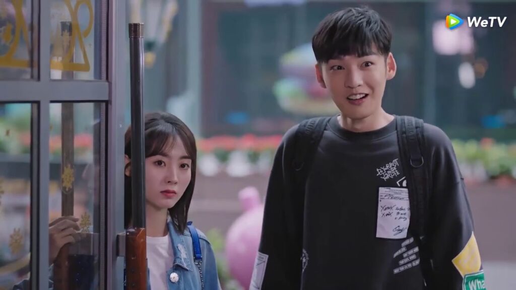 اتبعت خطوات الطبيب ون في مكان لتعرف من يقابل ! مقطع من الحلقة 9 مسلسل حظي الصغير