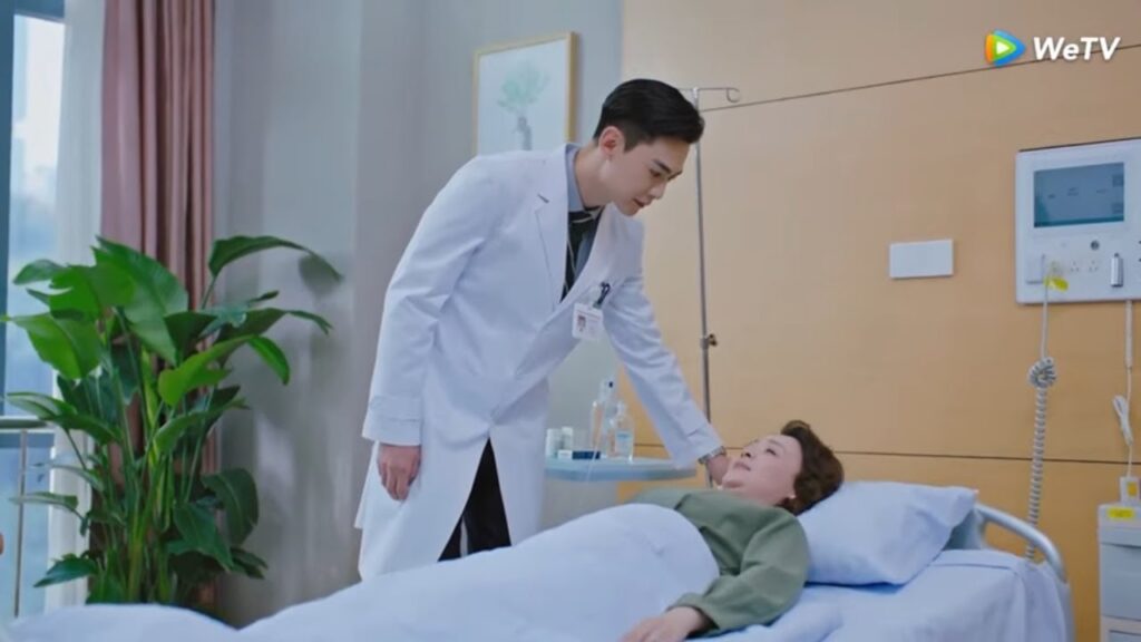 والدة تسونغ رونغ تدخل المستشفى مقطع من الحلقة 9 مسلسل حظي الصغير