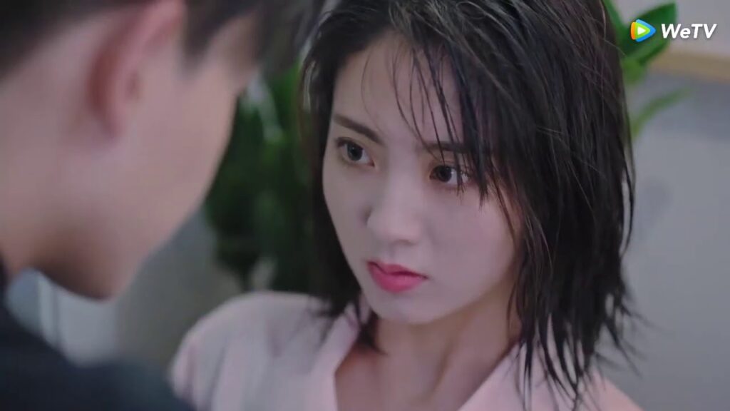 يعترف لها بحبه ! وتحمر خجلًا مقطع من الحلقة 9 مسلسل حظي الصغير