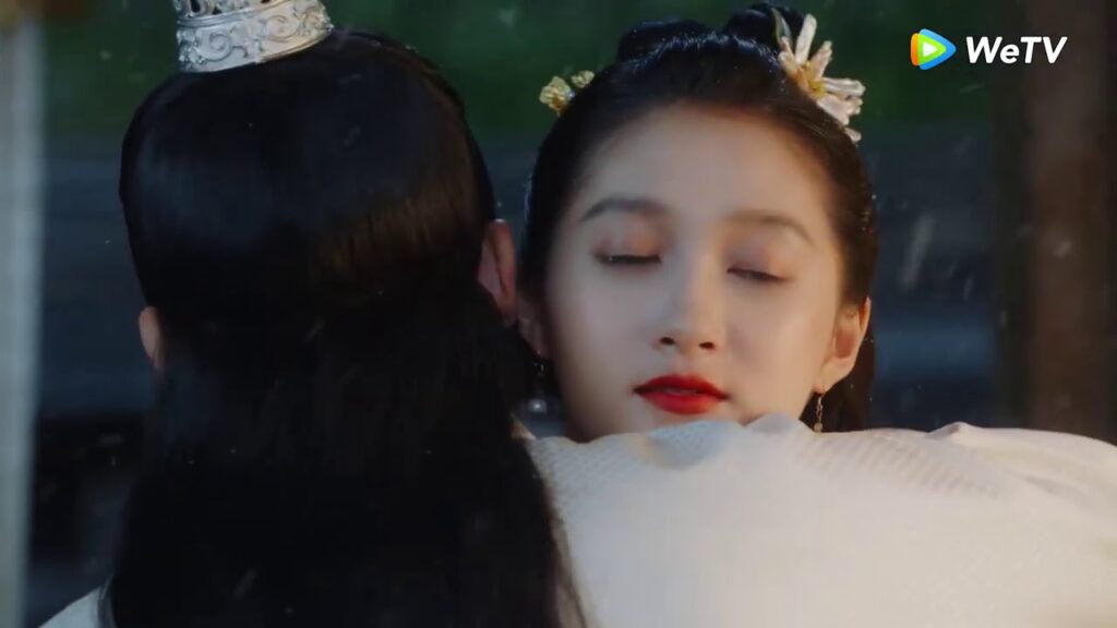 يعترف أنها أجمل فتاة قابلها من قبل مقطع من الحلقة 13 مسلسل امرأة مثلي