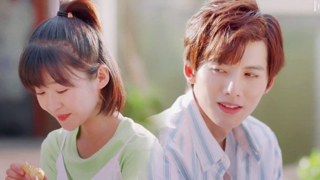 انتي تشبهين الهة العذارى اليونانية لانك مختلفة عن بقية الفتيات 💜💜💜💜