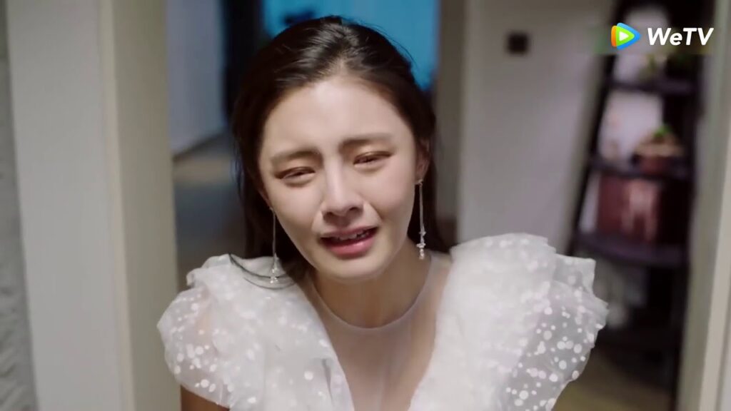 تعاني من صعوبات لكن أخيها يقف في صفها | حلقة 10 حب أول عذب