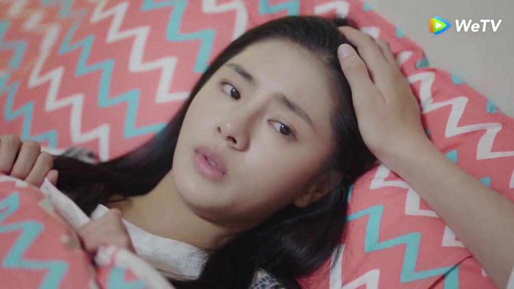 سو مو يون يحميها من كل المخاطر | حلقة 6 حب أول عذب