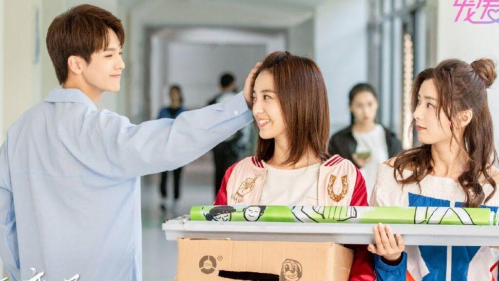 يان كـي يتباهى بحبه لـ شيونغ أمام بقية الطلاب 💖💖💖( رومانسيتـي الاولـى| First Romance)