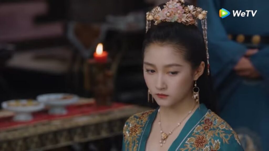 يتم الافتراء على بان هوا أمام الإمبراطور فماذا سيفعل رونج شيا؟ | مقطع من الحلقة 9 امرأة مثلي