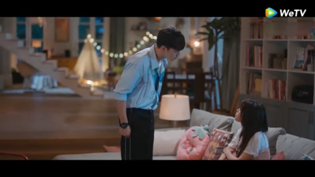 يتشاجر الاثنان مشاجرة كبيرة | مقطع من الحلقة 15 منتصف الصيف مليء بالحب يتشاجر الاثنان مشاجرة كبيرة | مقطع من الحلقة 15 منتصف الصيف مليء بالحب