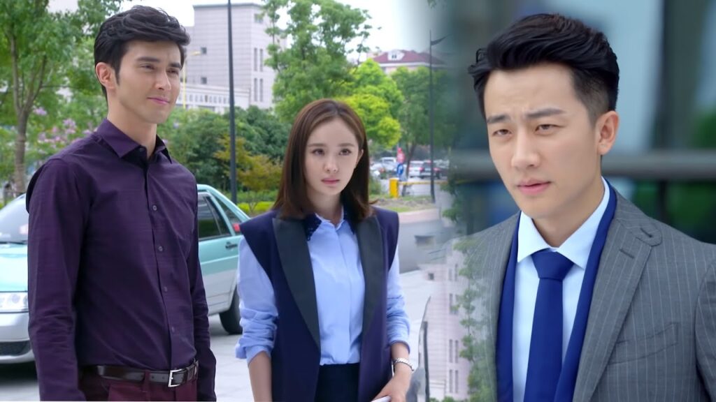 يخلق خلاف بينه وبين حبيبته بما حدث في الماضي ومع ذلك يغار برؤيتهما معًا❤️مشهد من "عزيزي المترجم"