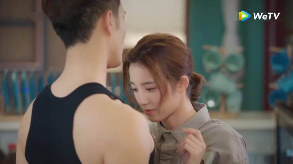 فضائية تسقط لعالم البشر لإنقاذ الشاب الوسيم | حبيبتي فضائية حلقة 1