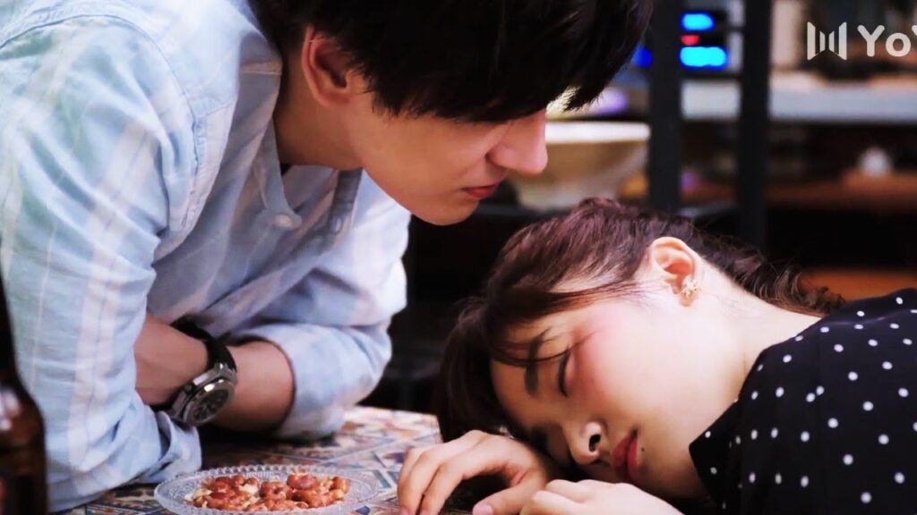 اسعد شيئ في حياتي هو انني التقيت بكِ  (عُـد نجومـك المحظـوظة)