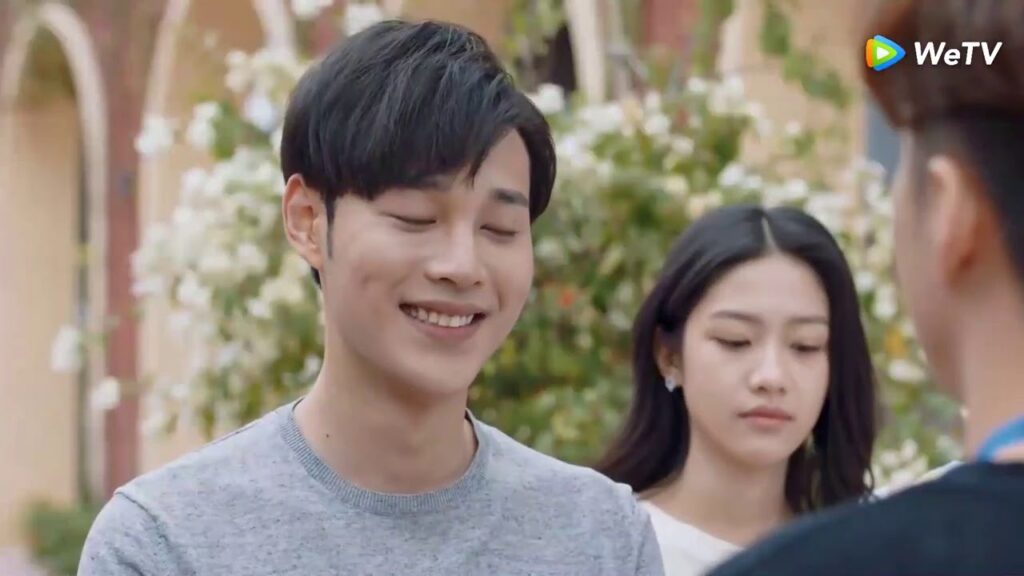 أول يوم لشيا لين في الجامعة|مقطع من الحلقة 7 الحب إلى الأبد