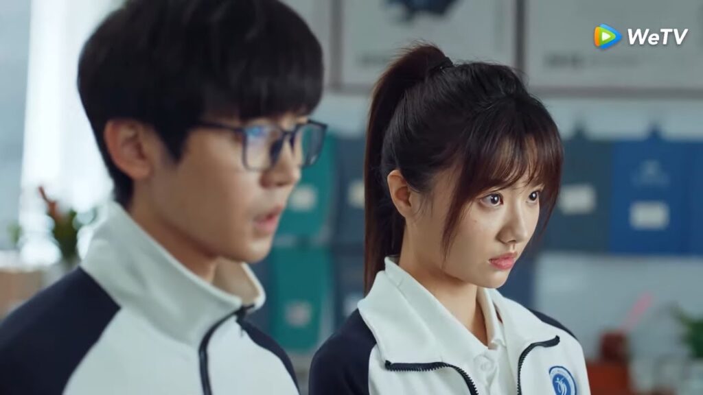 المعلم يوبخ تشين يي تشوان|مقطع من الحلقة 6 الحب إلى الأبد المعلم يوبخ تشين يي تشوان|مقطع من الحلقة 6 الحب إلى الأبد