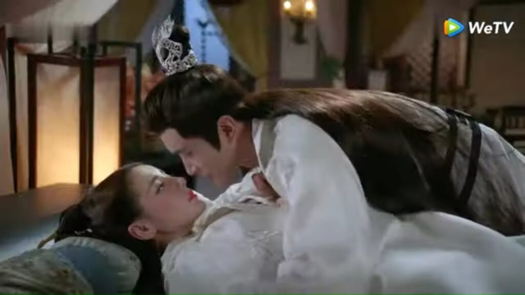 الأميرة تفرط في الشرب و الملك يأخها لقصره مقطع من الحلقة 18 حلم الحب الأبدي