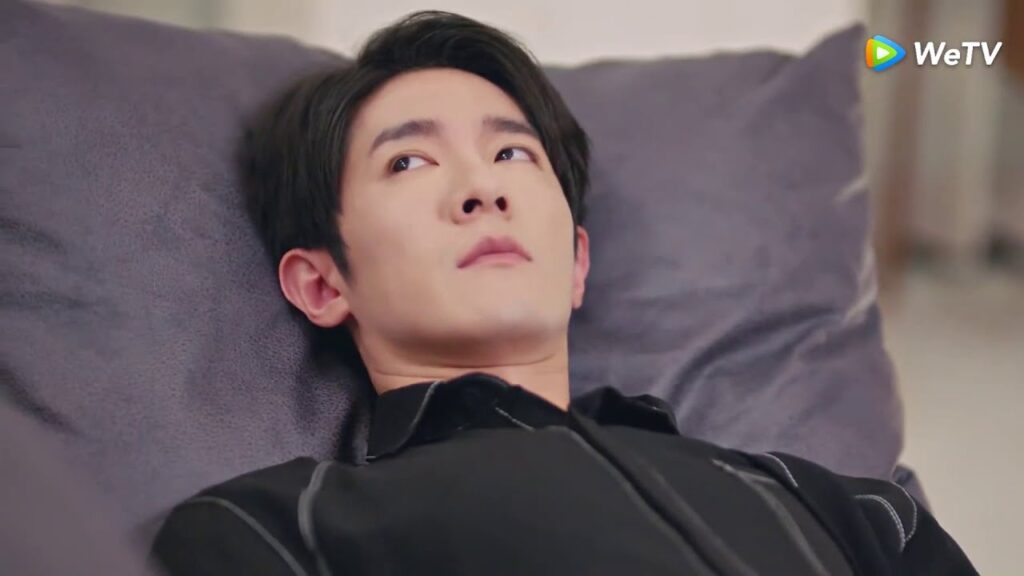 يغار عليها لأنها تتصل برجل آخر في منتصف الليل|مقطع من الحلقة 7 مسلسل سأكون معك