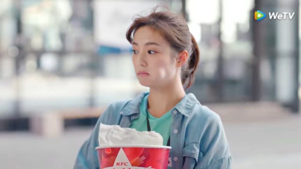 هل تبيعه بمجرد تعرضها للتهديد؟مقطع من الحلقة 3 مسلسل سأكون معك