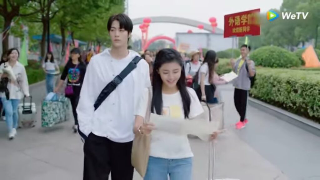 كانت تظن أن الالتحاق بالجامعة سينجيها من أخيها و لكن …؟ مقطع من الحلقة 7 مسلسل حب أول عذب كانت تظن أن الالتحاق بالجامعة سينجيها من أخيها و لكن ...؟ مقطع من الحلقة 7 مسلسل حب أول عذب